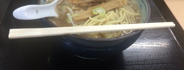 らーめん つけ麺 海 is one of 麺 食わせろψ(｀∇´)ψ.