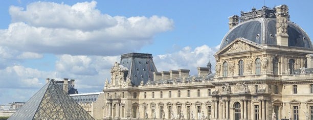 Louvre is one of Paris.