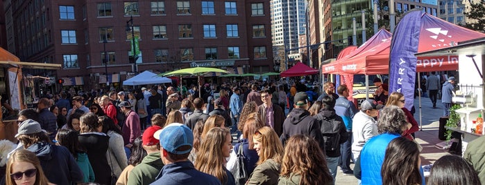 Food Trucks at the Rose Kennedy Greenway is one of Fort Point Eateries.