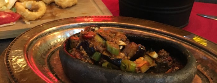 Fuego Cafe & Restaurant is one of Posti che sono piaciuti a shahd.
