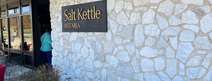 Salt Kettle Rest Area is one of Places I Been.