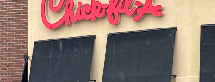 Chick-fil-A is one of The 15 Best Places That Are Good for a Quick Meal in Fort Wayne.