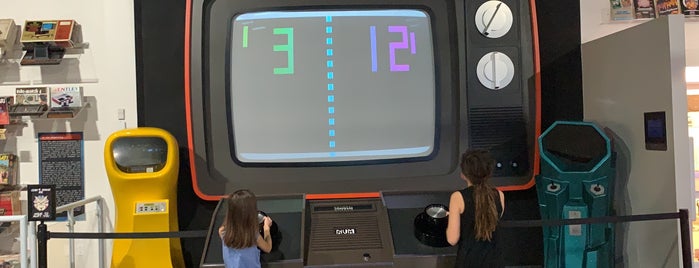 National Videogame Museum is one of Lugares favoritos de Kevin.
