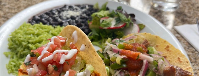 Zocalo Fountains is one of Happy Hour in Sacramento.