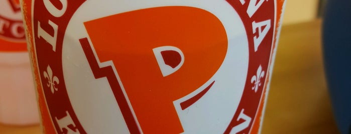 Popeyes Louisiana Kitchen is one of The 9 Best Places for Honey Sauce in Washington.