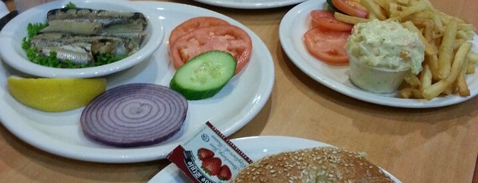 United Bakers Dairy Restaurant is one of The 15 Best Places for Bagels in Toronto.