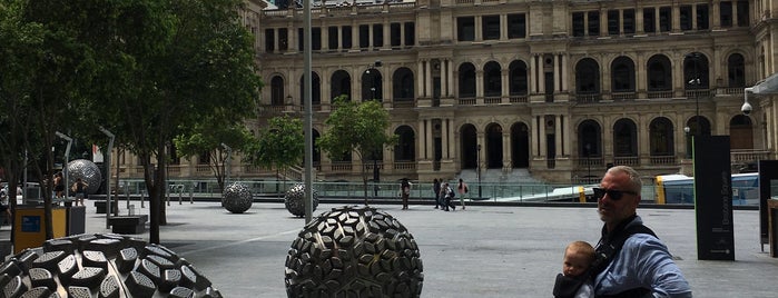 Brisbane Square is one of Tempat yang Disukai Myles.
