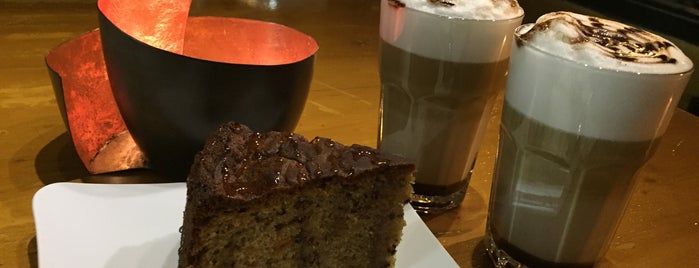 Rex Café & Pastry Shop | کافه قنادی رکس is one of Posti che sono piaciuti a mahsa.