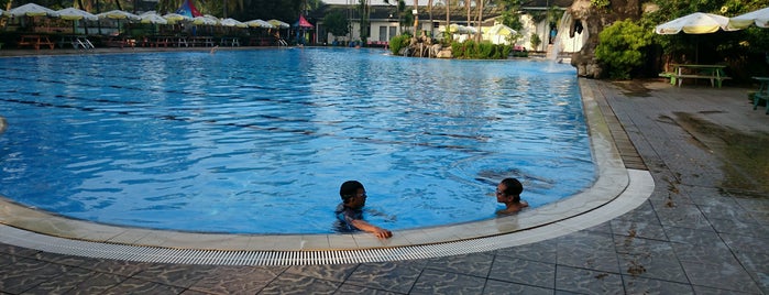 Kolam Renang Graha Metropolitan is one of Swimming pool at Medan.