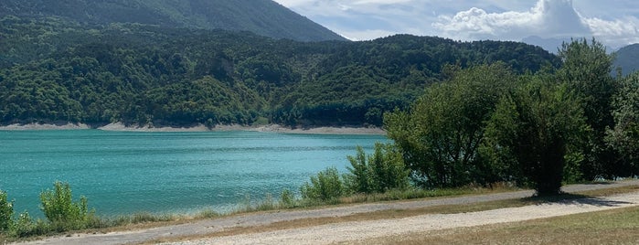 Lac du Monteynard is one of Grenoble.