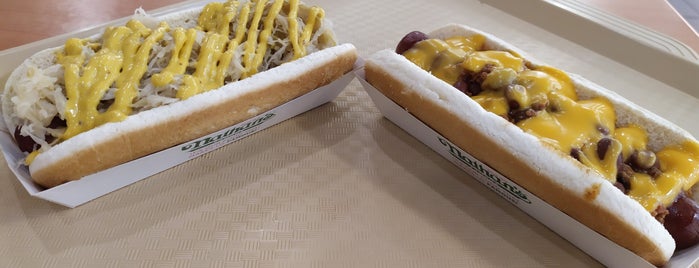 Nathan's Famous is one of Moscow Food.