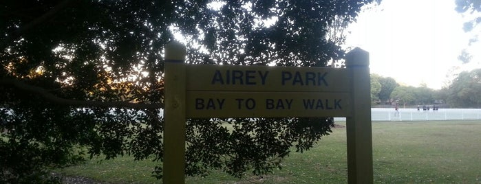 Airey Park is one of Tempat yang Disukai Darren.