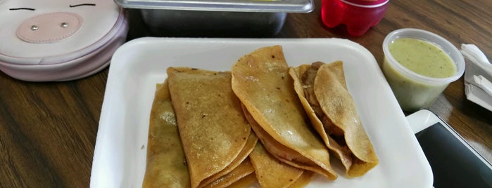 Tacos Don Pancho is one of Posti che sono piaciuti a MaríaMaría.