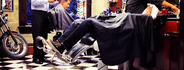 Farzad's Barber Shop is one of Lugares favoritos de Stephen.