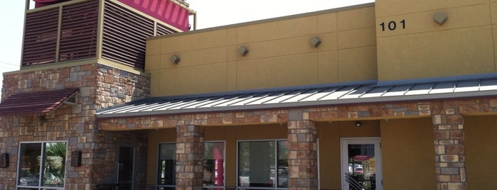 Taco Cabana is one of Dianeさんのお気に入りスポット.