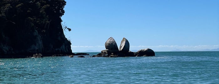 Split Apple Rock is one of NZ2.