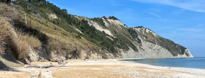 Spiaggia di Mezzavalle is one of dünya.