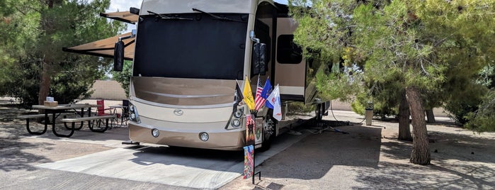 Desert Eagle RV Park (DOD Only) is one of Lugares favoritos de Timothy.