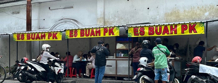 Bakso dan Es Buah PK is one of Makan makan.