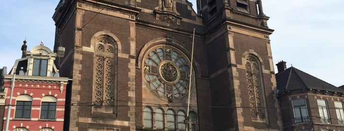 Basiliek van de Heilige Nicolaas (Nicolaaskerk) is one of Amsterdam.