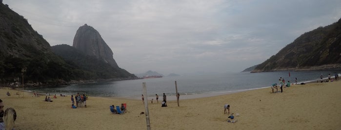 Praia Vermelha is one of Orte, die Vinicius gefallen.