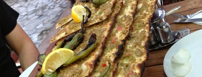 Konyalılar Etli Ekmek is one of Eat in Constantin.