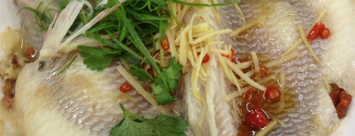 Mun Kee Steam Fish Head 文记鱼头王蒸鱼头 is one of food.