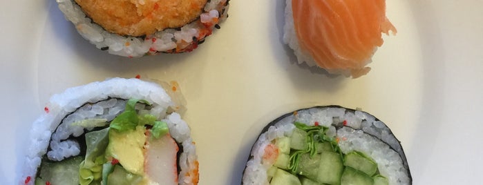 Sushi Shop is one of Amélie's Favorite Spots in Canada's NCR.