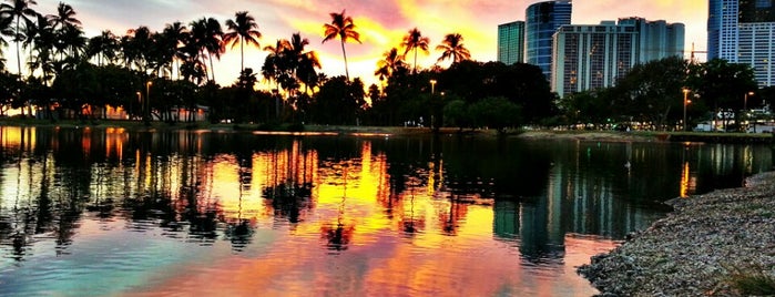 Ala Moana Beach Park is one of Hawaii - Oahu.