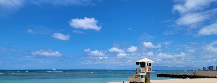 Kaimana Beach Park is one of OAHU TO DO LIST.