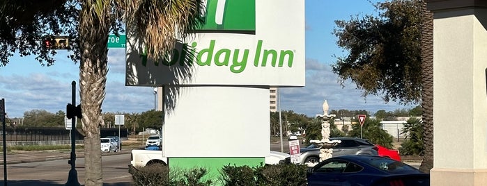 Holiday Inn Houston-Hobby Airport is one of hotels I've been to.