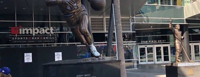 Jerry West Statue is one of Kings.