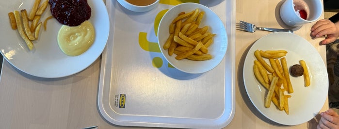 IKEA Restaurant is one of Frühstück.
