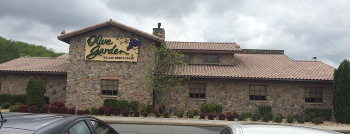 Olive Garden is one of Youssefさんのお気に入りスポット.