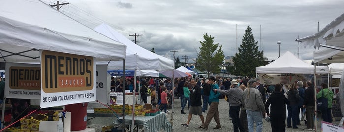 Everett Farmers Market is one of Locais curtidos por Emylee.