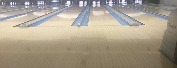 Del Rio Lanes is one of Maria's Saved Places.