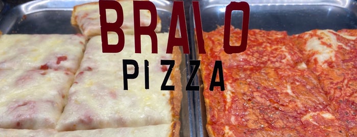 Bravo Pizza is one of Tempat yang Disukai Emma.