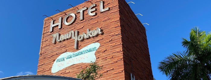 The New Yorker Hotel is one of Miami Bars.