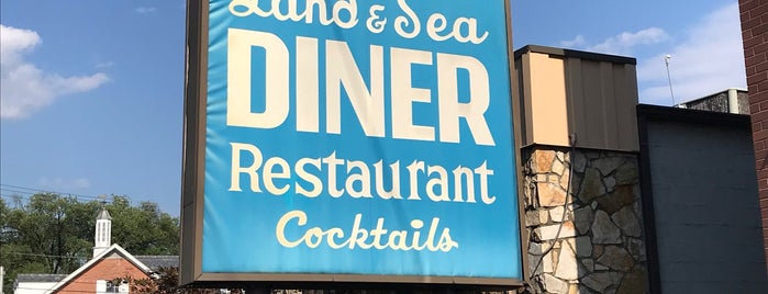 Land & Sea Restaurant is one of Diner.