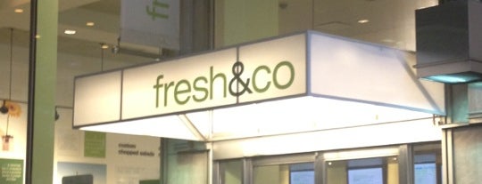 Fresh & Co is one of Orte, die Carolina gefallen.