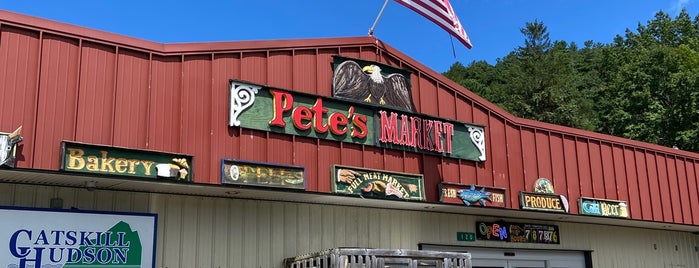Pete's Market is one of Around Narrowsburg.