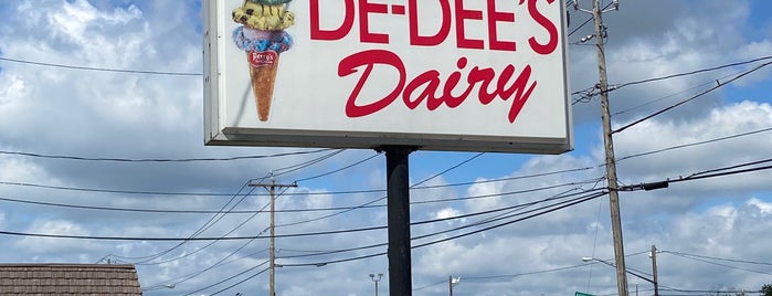 De Dee's Dairy is one of Restaurants.