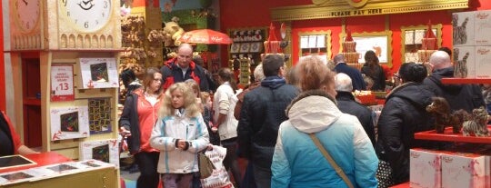 Hamleys is one of Shopping London.