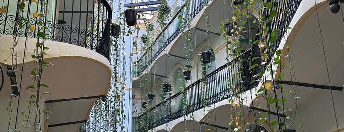 Hotel Peninsular is one of Barcelona, Spain.