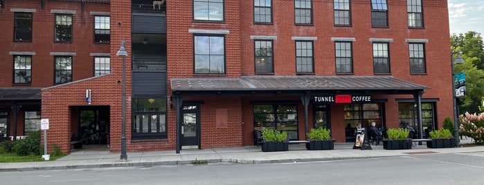 Tunnel City Coffee is one of williamstown/north adams.