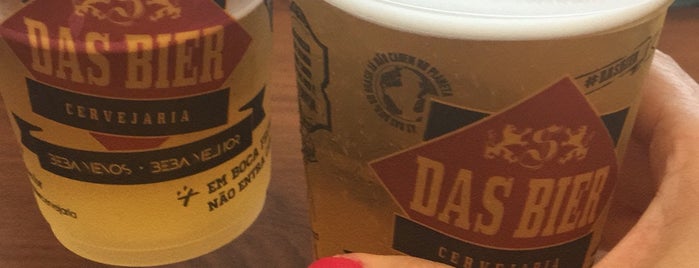 Das Bier Kneipe is one of Os melhores.