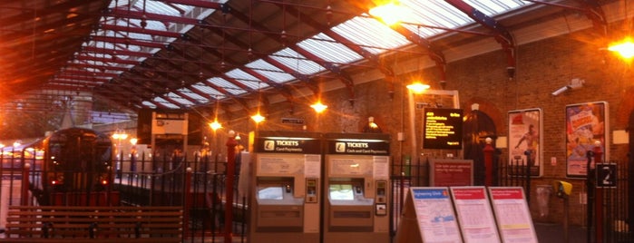Windsor & Eton Riverside Railway Station (WNR) is one of London.