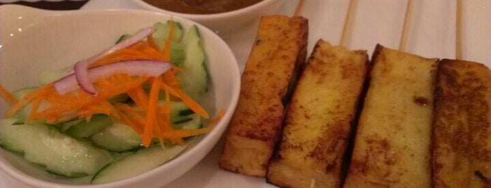 Thai Thank You is one of The 9 Best Places for Panang in Lakeview, Chicago.