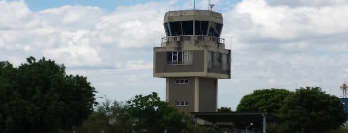 Aeroporto de Uberlândia / Ten-Cel. Aviador César Bombonato (UDI) is one of Aeródromos Brasileiros.