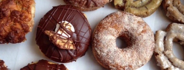 Kettle Glazed Doughnuts is one of The 15 Best Places for Donuts in Los Angeles.